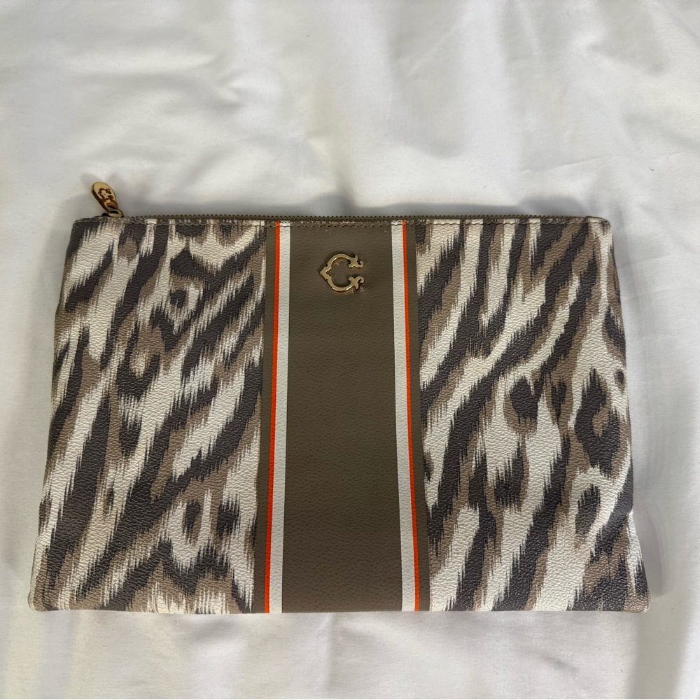 Clutch by CWonder - Rare find